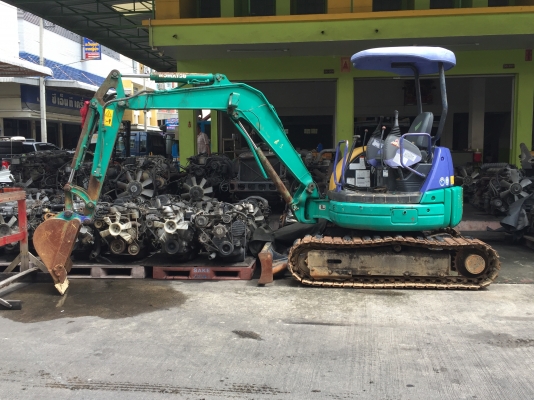 ขายรถแบคโฮ KOMATSU รุ่น PC30 รุ่น7 แทคเหล็ก สภาพสวยพร้อมใช้งานราคาดีๆ