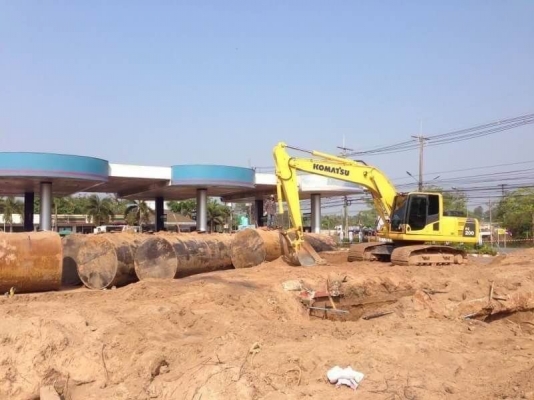 เหลือ 3  ถัง ถังละ 49,000 บาท ถังน้ำมันขนาด 20,000 ลิตร  ยาว 6.2 เมตร สูง 2.1 เมตร  (เพิ่งเอาขึ้นมาจากพื้นดิน ปั้ม ปตท .สกลนคร)  รถอยู่ สกลนคร โทร 0610710295  สนใจ รายการสินค้า อื่นๆ ที่ เว็ปไชค์ Truck2Hand https://www.truck2hand.com/index.php?actions=con