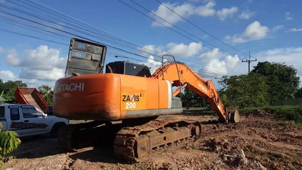 ขายด่วน ฮิตาชิ ZX200-3 ไฟฟ้าเต็ม แอรหนาว เอกสารเป็นเล่มทะเบียน ขายด่วน ฮิตาชิ ZX200-3 ไฟฟ้าเต็ม แอรหนาว เอกสารเป็นเล่มทะเบียน