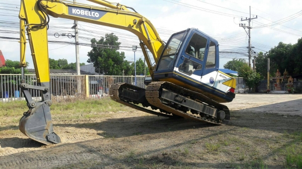 รถเก่านอกยังไม่ใช้เมืองไทยมี VDO ใช้ชม.KOBELCO SK120-/// เอกสารอินวอย ราคา 850000