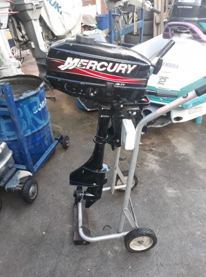 mercury 2 แรง 2จังหวะ หางสั้น17นิ้ว ถังในตัว ((ไม่มีใบพัด- แต่มีใบให้เอาไปแปลงใส่ได้))