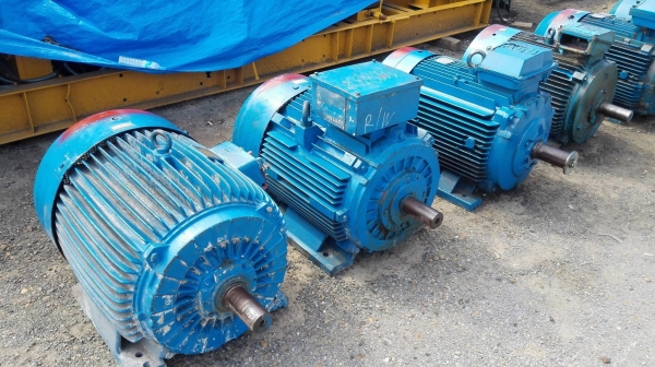 มอเตอร์ไฟฟ้ากำลังของเก็บสแป ขนาด 100-180 HP 380V มีรอบ 4 POLE / 2 POLE ของสวยสายเดิมวิ่งนิ่มทุกตัวพร