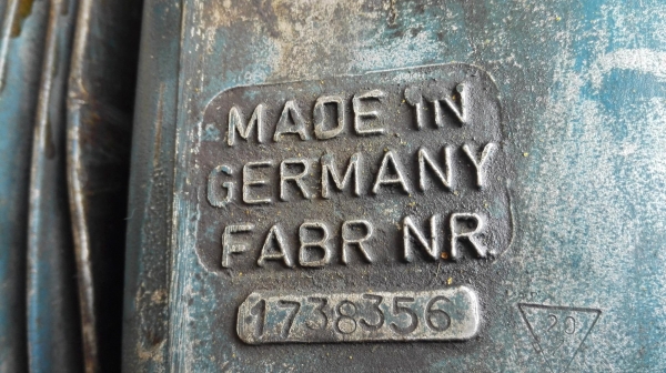 รอกโซ่ไฟฟ้าเยอรมัน DEMAG Germany 1000 kg 4 ทิศทาง โซ่ 6 m ไฟ 380V ตรวจเช็คสภาพเรียบร้อยพร้อมใช้