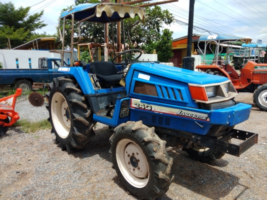 ขายอิซิกิ 240 รุ่นแลน์โฮบสองเพลา