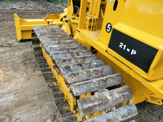 มี VDO ให้ชม.KOMATSU D21P-5 เกียร์ท๊อก สไลด์ใบมีด 6 ทิศทาง ราคา 230000