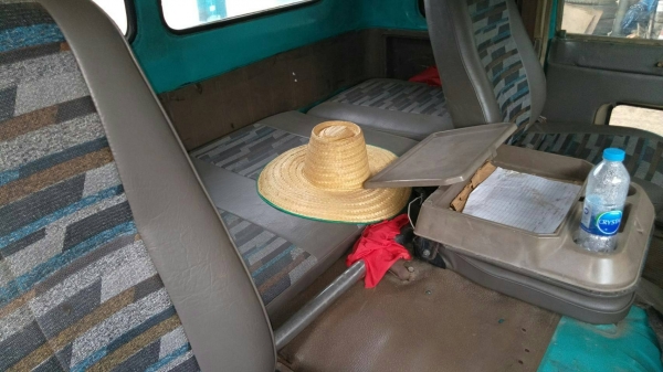 มี VDO ให้ชม.คู่รถบรรทุก 12 ล้อเทรลเลอร์กับรถแบคโฮ KOBELCO SK200-Vsuper เอกสารเล่ม ราคา 1600000 มี VDO ให้ชม.คู่รถบรรทุก 12 ล้อเทรลเลอร์กับรถแบคโฮ KOBELCO SK200-Vsuper เอกสารเล่ม ราคา 1600000