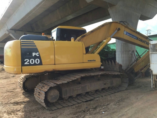 มี VDO ให้ชม.KOMATSU PC200-7 เอกสารเล่ม ไมล์ 1300 ชม.ราคา 1200000