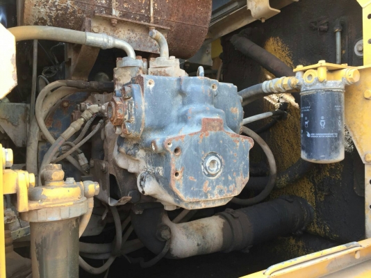 มี VDO ให้ชม.KOMATSU PC200-7 เอกสารเล่ม ไมล์ 1300 ชม.ราคา 1200000