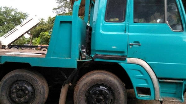 มี VDO ให้ชม.ขายคู่รถบรรทุก 12 ล้อเทรลเลอร์กับรถแบคโฮ KOBELCO SK200-Vsuper เอกสารเล่ม ราคา 1600000