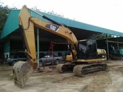 มาใหม่  แคท   D.  สภาพสวยพร้อมใช้  ราคาซื้อได้ สำหรับคนชอบรถขุด