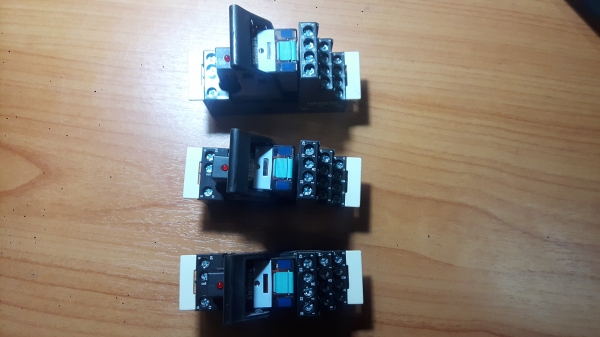Siemens Relay Unit ชุด รีเลย์ ของ ซีเมนต์ จำนวน 3 ตัว