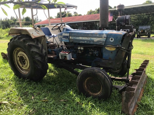 รถไถฟอร์ด เครื่อง 6600 มีอุปกรณ์ให้ 3 อย่าง ดันหน้า ฝาน3 ฝานยกร่อง