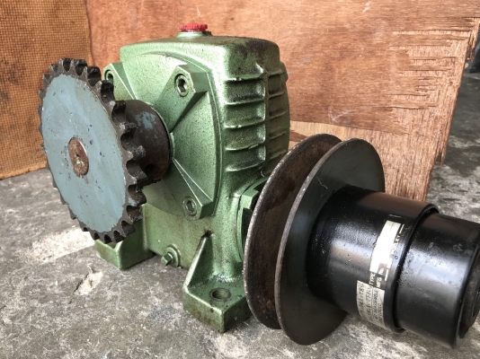 ขายหัวเกียร์ทดรอบ Bellpony made in Japan เบอร์ 80 อัตราทด 1:60 สภาพสวยมาก หมุนนิ่ม พร้อมใช้งาน ขายหัวเกียร์ทดรอบ Bellpony made in Japan เบอร์ 80 อัตราทด 1:60 สภาพสวยมาก หมุนนิ่ม พร้อมใช้งาน