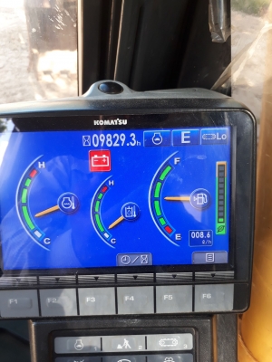 ขายรถแบคโฮ KOMATSU PC200-8MO เอกสารเล่ม ไมล์ 9829 ชม.ราคา 1700000