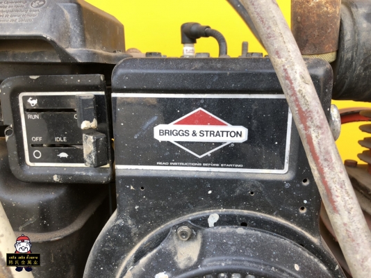 (ปิดการขาย) เครื่องตีเส้นจราจร EZ-LINER รุ่น 583 ผลิตที่สหรัฐอเมริกา เครื่องยนต์ บริกส์ แอนด์ สตราตัน