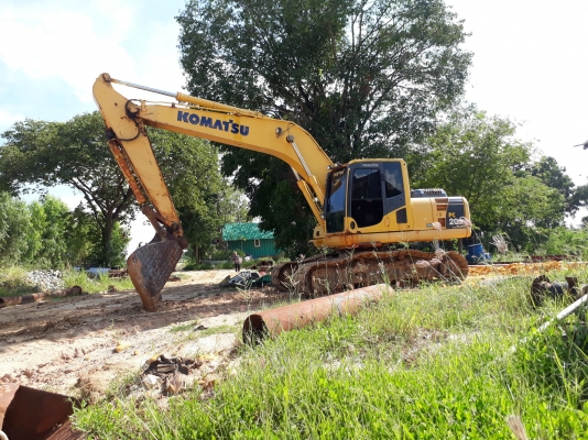 ขายรถแบคโฮ KOMATSU PC200-8MO เอกสารเล่ม ไมล์ 9829 ชม.ราคา 1700000