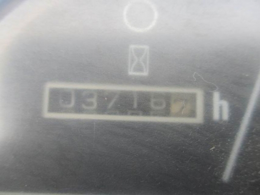 ขายรถแบคโฮ KOMATSU PC35R-8 (มีหัวแย็กปูน พร้อมบุ้งกี๋)