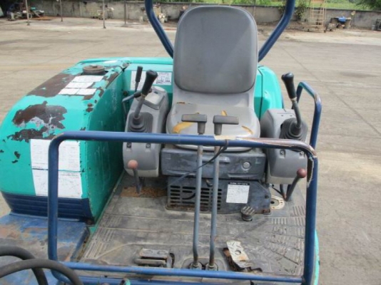 ขายรถแบคโฮ KOMATSU PC35R-8 (มีหัวแย็กปูน พร้อมบุ้งกี๋) ขายรถแบคโฮ KOMATSU PC35R-8 (มีหัวแย็กปูน พร้อมบุ้งกี๋)