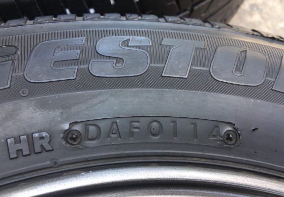 ล้อแม็ก 4รู100 ขอบ 14 สีเทากัน พร้อมยาง Bridgestone 175-70-14 ปี 14 แม็กสวย