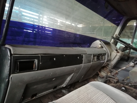 ขายหัว10ล้อ HINO สิงห์ไฮเทค หัวบางๆไม่ผุ อุปกรณ์ครบ กันชน ขาหน้า ขาหลัง ตีนเบรคทิฟฟี่ ตู้แอร์ กรอง ยกใส่รถได้เลย ราคาถูก