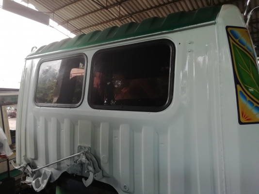 ขายหัว10ล้อ HINO สิงห์ไฮเทค หัวบางๆไม่ผุ อุปกรณ์ครบ กันชน ขาหน้า ขาหลัง ตีนเบรคทิฟฟี่ ตู้แอร์ กรอง ยกใส่รถได้เลย ราคาถูก