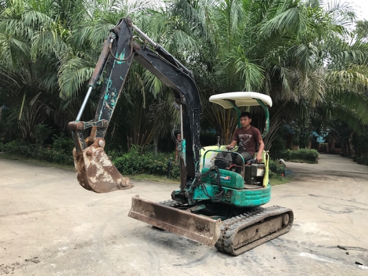 ขายแบคโฮ YANMAR VIO30-1(PC30) เดิมจากญี่ปุ่น100\% ทำงานสมบูรณ์ทุกระบบ รับรองไม่ผิดหวัง265,000 เท่านั