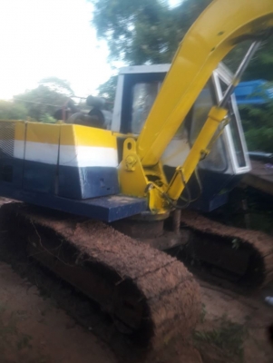 KOMATSU PC 60-2
