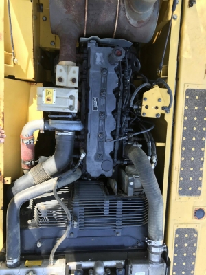มี VDO ให้ชม.มี 2 คัน KOMATSU PC200-8MO ไมล์ 6161 กับ 7470 ราคา 1950000 กับ 2150000