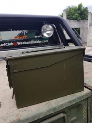 ขายกล่องเหล็กทหาร ขนาด กว้าง 6" ยาว 11" สูง 7" สภาพสวยๆ ไว้ใส่เครืองมือติดรถ
