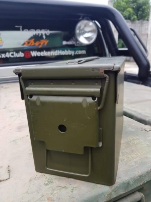 ขายกล่องเหล็กทหาร ขนาด กว้าง 6" ยาว 11" สูง 7" สภาพสวยๆ ไว้ใส่เครืองมือติดรถ