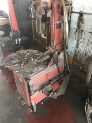 ขายด่วน แท่นถอดยางรถยนต์  สภาพพร้อมใช้งาน เพียง  55000 บาท