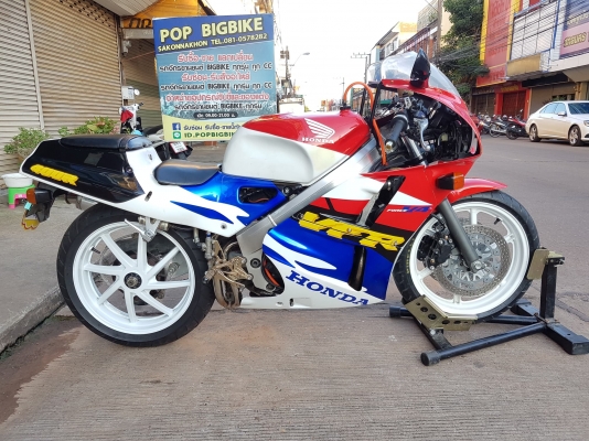 ขายแลกเทิร์นคับ HONDA VFR400 NC30 เดิมๆ เครื่องดี ทะเบียนสวย333 เกียร์โยงแต่ง ราคา 69500 บาท ส่งได้ท