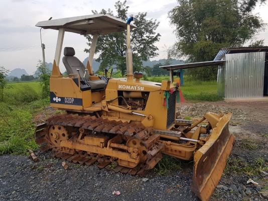 แทรคเตอร์ D2-5   2คัน พร้อมใช้งาน