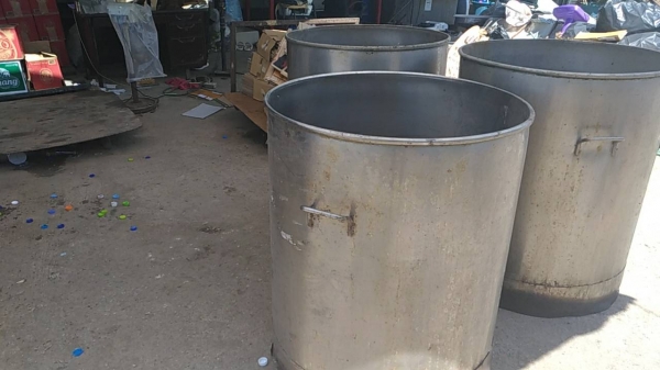 ถังสเตนเหรดแท้หนาใบใหญ่