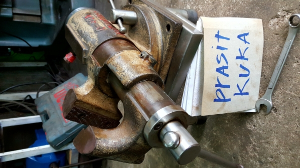 ปากกา4นิ้วjapan คอหมุนได้