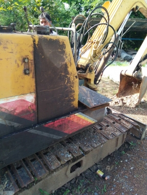 ขายแบ็คโคเล็กสำหรับงานเล็กๆๆpc25พร้อมใช้งาน220,000สนใจรายล่ะเอียดโทร0895770265