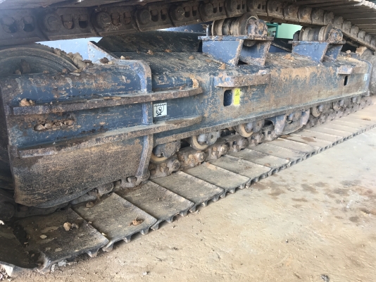 ขาย 200XM รุ่นสุดท้ายสีเหลือง ซีเรียลสูง 5000 ชั่วโมง PM7000  สนใจติดต่อโดยตรง 081-4283210