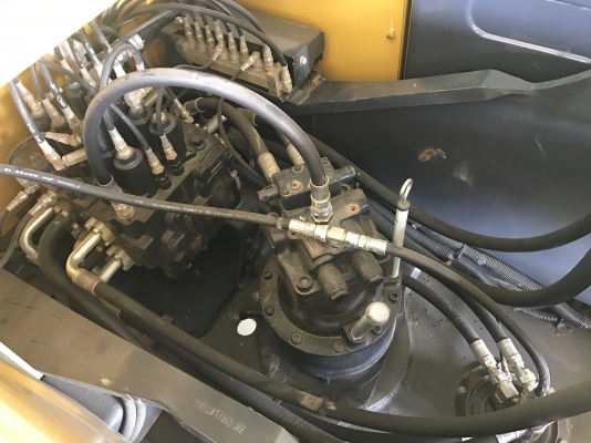 ขาย 200XM รุ่นสุดท้ายสีเหลือง ซีเรียลสูง 5000 ชั่วโมง PM7000  สนใจติดต่อโดยตรง 081-4283210