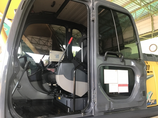 ขาย 200XM รุ่นสุดท้ายสีเหลือง ซีเรียลสูง 5000 ชั่วโมง PM7000  สนใจติดต่อโดยตรง 081-4283210