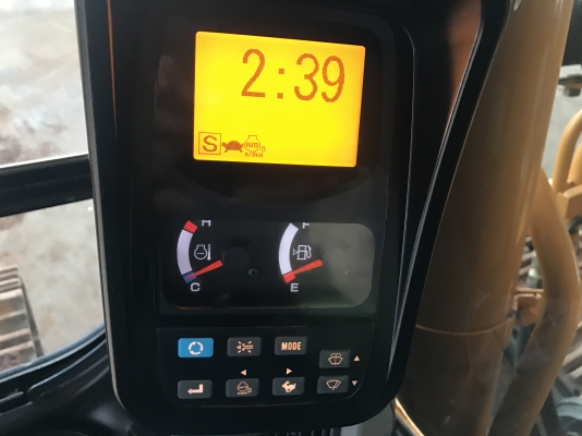 ขาย 200XM รุ่นสุดท้ายสีเหลือง ซีเรียลสูง 5000 ชั่วโมง PM7000  สนใจติดต่อโดยตรง 081-4283210