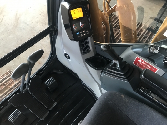 ขาย 200XM รุ่นสุดท้ายสีเหลือง ซีเรียลสูง 5000 ชั่วโมง PM7000  สนใจติดต่อโดยตรง 081-4283210