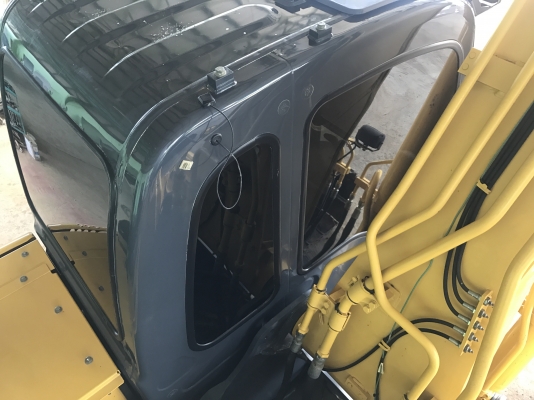 ขาย 200XM รุ่นสุดท้ายสีเหลือง ซีเรียลสูง 5000 ชั่วโมง PM7000  สนใจติดต่อโดยตรง 081-4283210