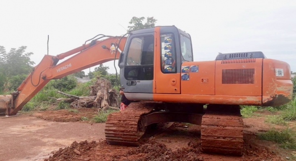 ขายด่วน HITACHI ZX-1 รถบอดี้สวยๆเดิมๆ ใช้งาน 13,500 ชม เครื่องแห้งแรงเต็มทำงานเร็วไม่โหลด ภายในเก๋งแอร์เย็น ช่วงล่างเต็มเอวใหม่แน่นๆ รถพร้อมใช้งานได้เลยครับ จัดไฟแนนซ์ได้ราคาสูง ราคาต่อรองได้นะครับ