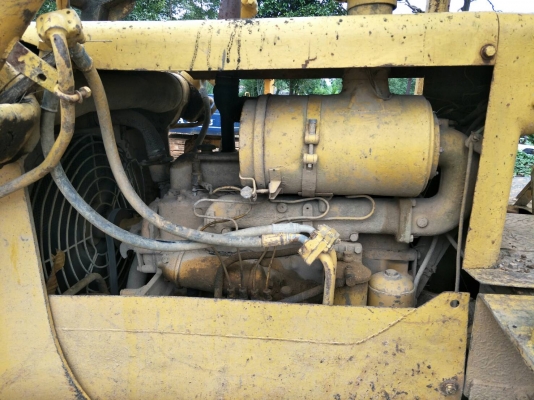 มี VDO ให้ชม.KOMATSU D50A-15 ห้องเลี้ยวแห้ง พร้อมเขาล้มไม้ ราคา 380000