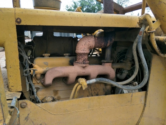 มี VDO ให้ชม.KOMATSU D50A-15 ห้องเลี้ยวแห้ง พร้อมเขาล้มไม้ ราคา 380000