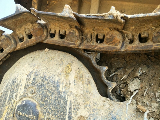 มี VDO ให้ชม.KOMATSU D50A-15 ห้องเลี้ยวแห้ง พร้อมเขาล้มไม้ ราคา 380000