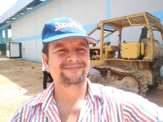 มี VDO ให้ชม.KOMATSU D50A-15 ห้องเลี้ยวแห้ง พร้อมเขาล้มไม้ ราคา 380000
