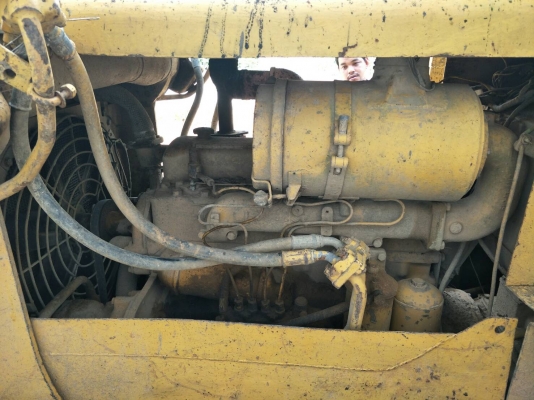 มี VDO ให้ชม.KOMATSU D50A-15 ห้องเลี้ยวแห้ง พร้อมเขาล้มไม้ ราคา 380000