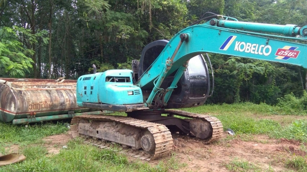 ขายรถแบคโฮ KOBELCO SK100-Vธรรมดา ไม่มีเอกสาร ราคา 600000 ขายรถแบคโฮ KOBELCO SK100-Vธรรมดา ไม่มีเอกสาร ราคา 600000