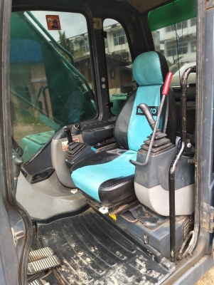 ขายรถแบคโฮ KOBELCO SK200-8 SUPER 7985ชั่วโมง เล่มทะเบียน สนใจโทร 081-970-1072 ขายรถแบคโฮ KOBELCO SK200-8 SUPER 7985ชั่วโมง เล่มทะเบียน สนใจโทร 081-970-1072